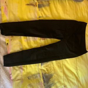 Black athletic leggings